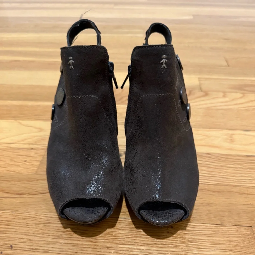 Henry Beguelin Platform Open-Toe Sling-Back Heels